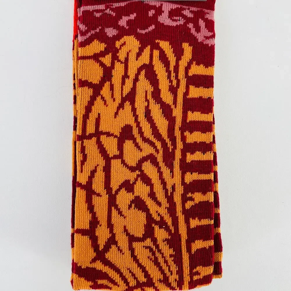 Loot Wear Exclusive Tremors Crew Socks Loot Fright 2021 Shoe Sz 6-12 Loot Crate